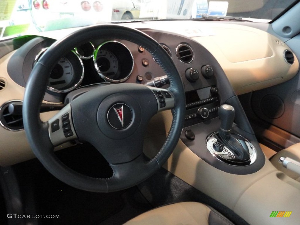 2007 Pontiac Solstice Roadster Steel/Sand Dashboard Photo #55657283