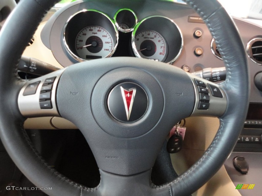 2007 Pontiac Solstice Roadster Steel/Sand Steering Wheel Photo #55657310