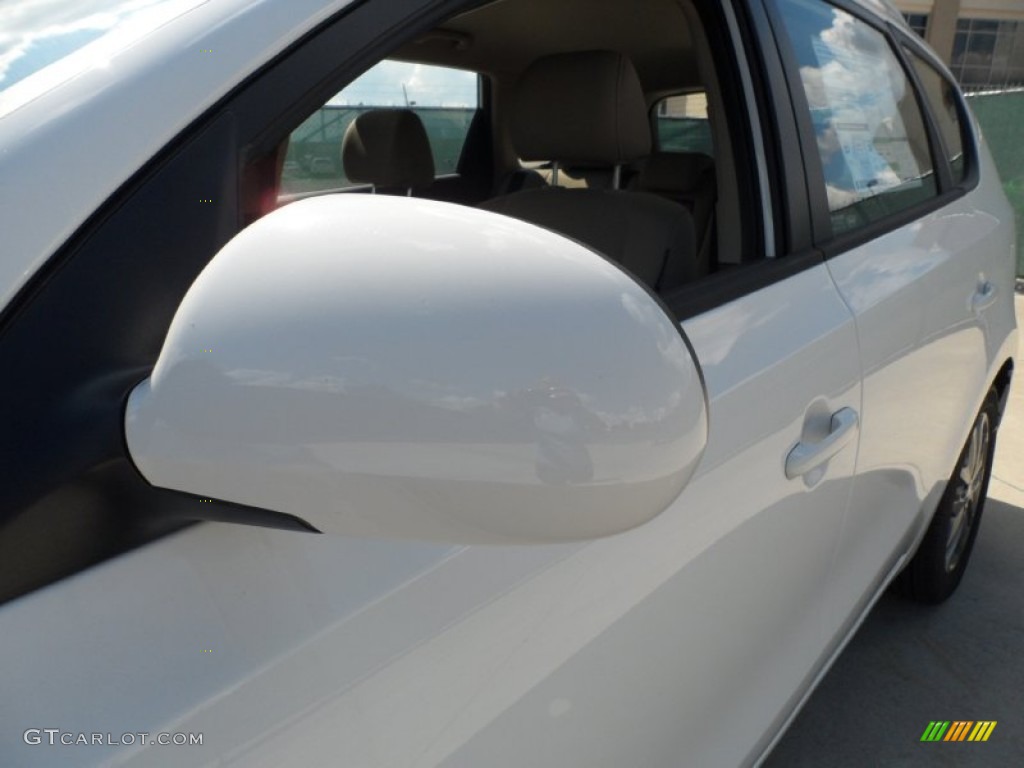 2012 Elantra GLS Touring - Polar White / Beige photo #12