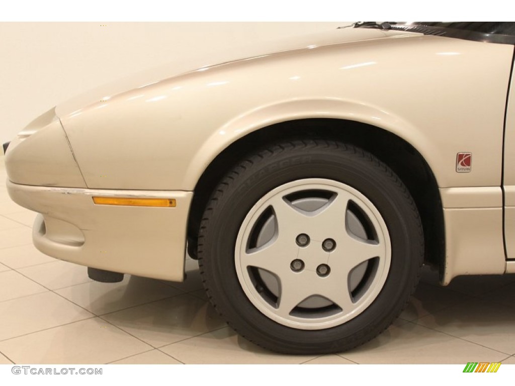 1994 Saturn S Series SL2 Sedan Wheel Photo #55658731