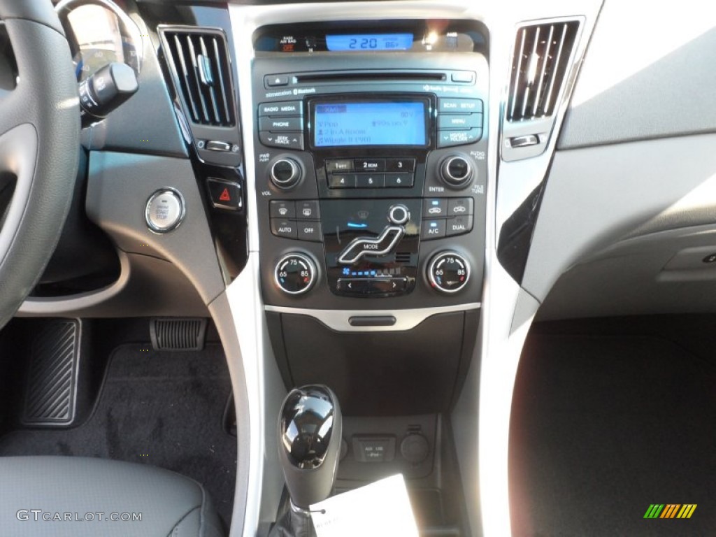 2012 Hyundai Sonata Limited 2.0T Controls Photo #55659493