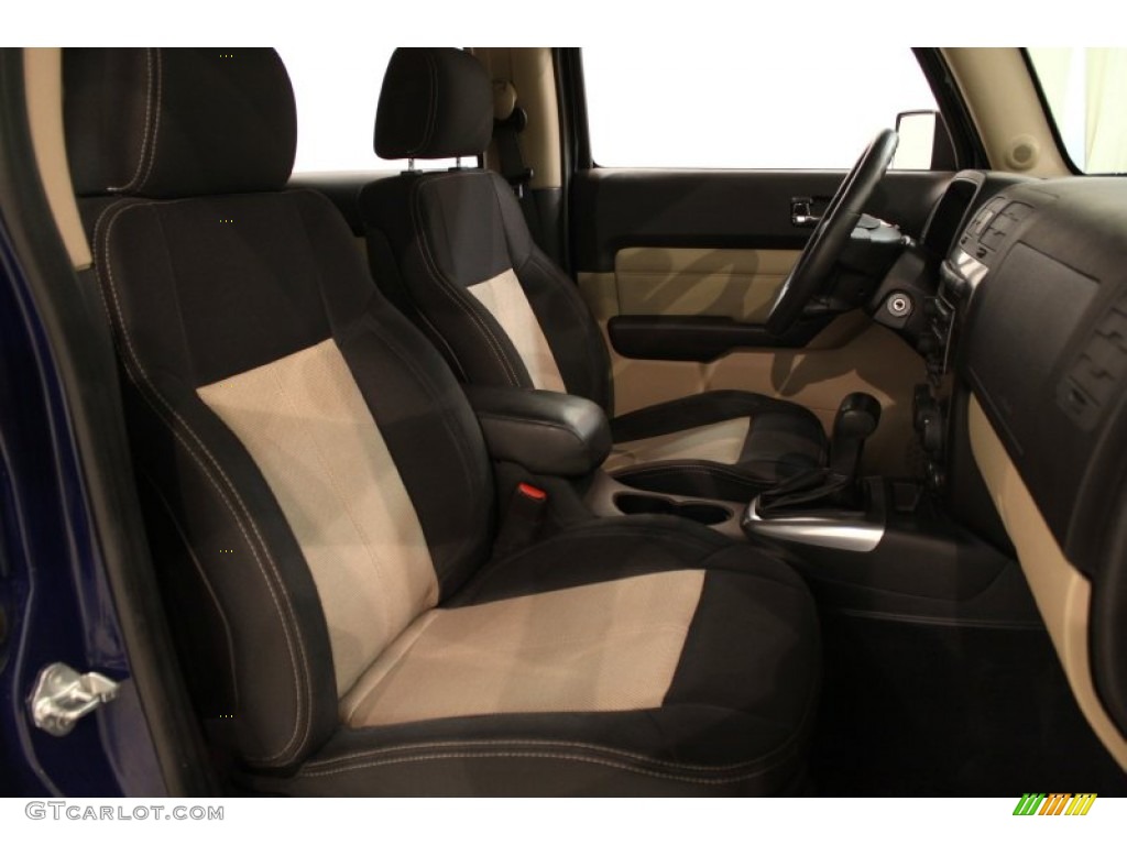 Ebony/Light Cashmere Interior 2009 Hummer H3 T Photo #55660002