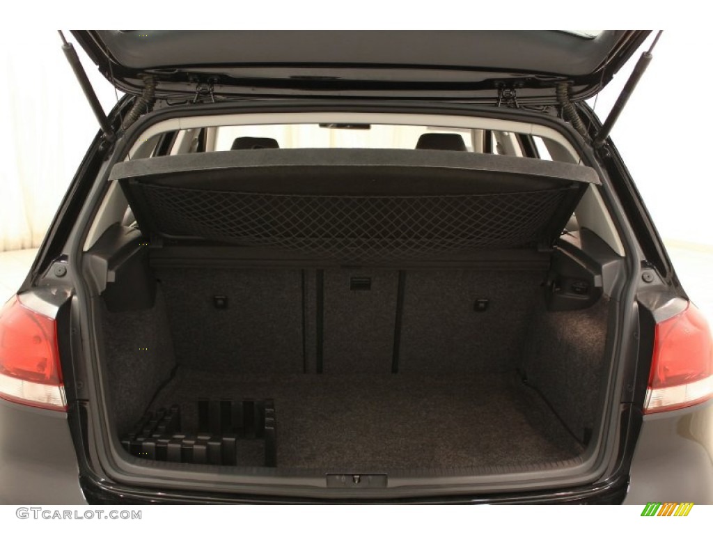 2011 Volkswagen Golf 2 Door TDI Trunk Photo #55660406