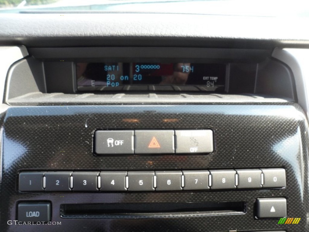 2011 Ford F150 FX2 SuperCab Controls Photo #55660810