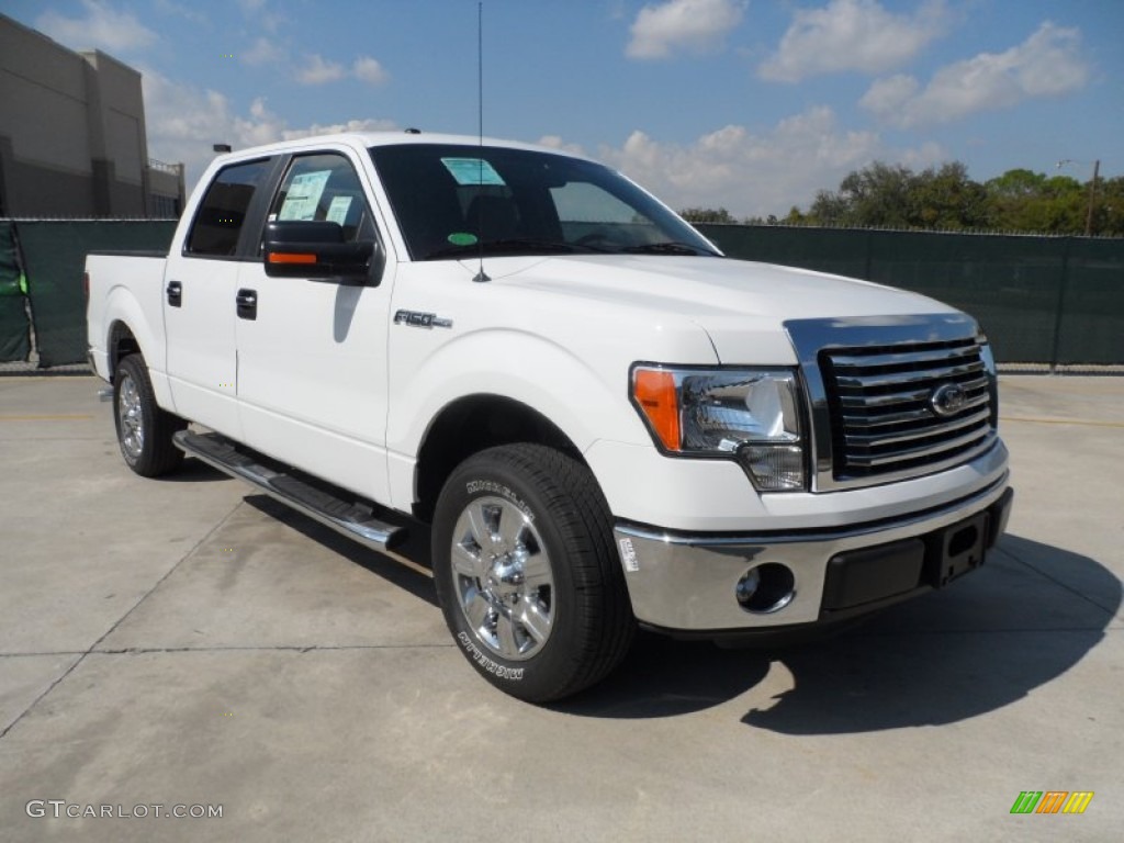 2011 F150 XLT SuperCrew - Oxford White / Steel Gray photo #1