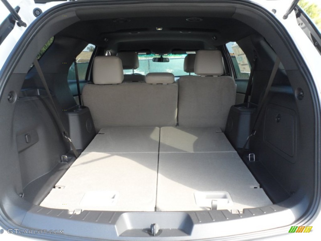 2012 Ford Explorer XLT Trunk Photo #55662253