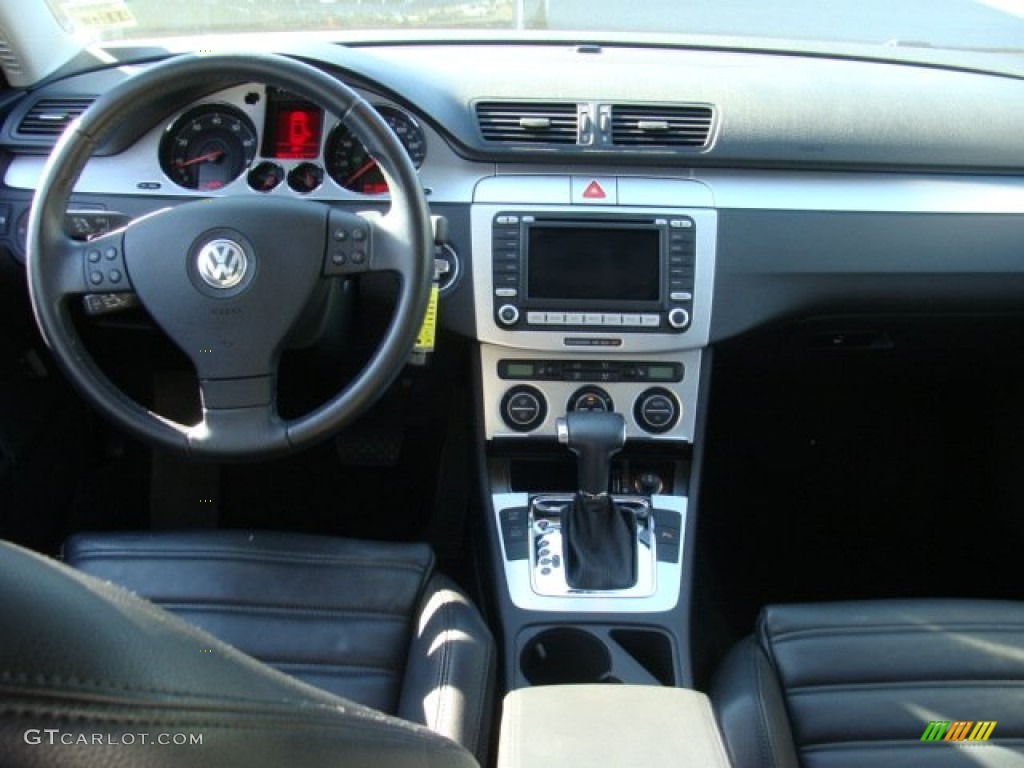 2008 Volkswagen Passat VR6 4Motion Wagon Black Dashboard Photo #55662820