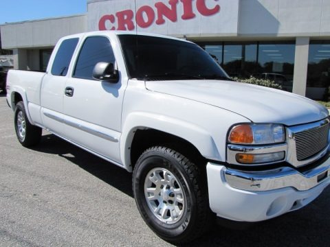 2007 GMC Sierra 1500 Classic Z71 Extended Cab 4x4 Data, Info and Specs