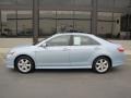 2009 Sky Blue Pearl Toyota Camry SE  photo #2