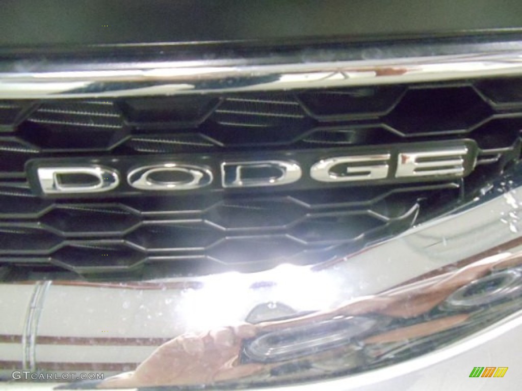 2012 Dodge Grand Caravan SE Marks and Logos Photos