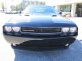 Pitch Black - Challenger SXT Photo No. 2