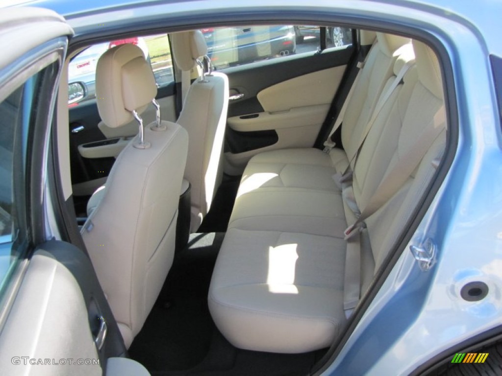 Black/Light Frost Interior 2012 Chrysler 200 Touring Sedan Photo #55666608