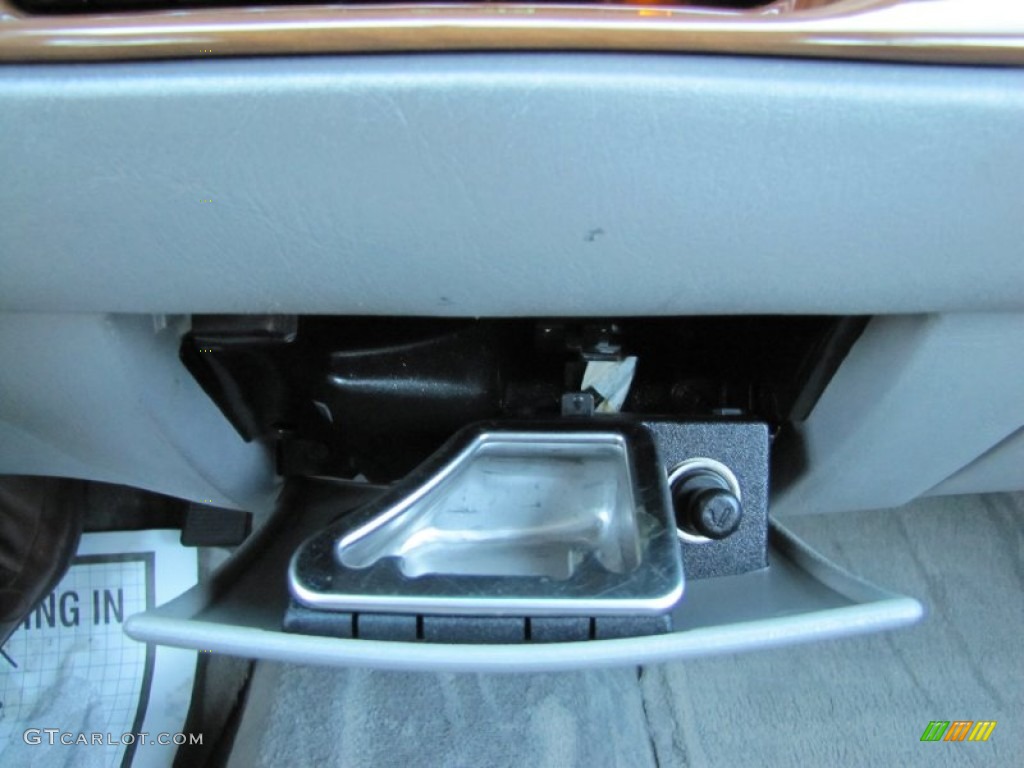 2003 Park Avenue  - Silver Blue Ice Metallic / Medium Gray photo #15