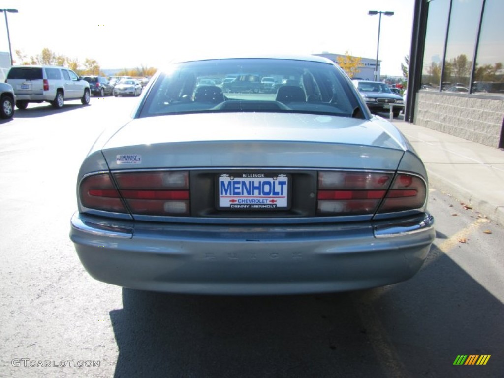 2003 Park Avenue  - Silver Blue Ice Metallic / Medium Gray photo #24