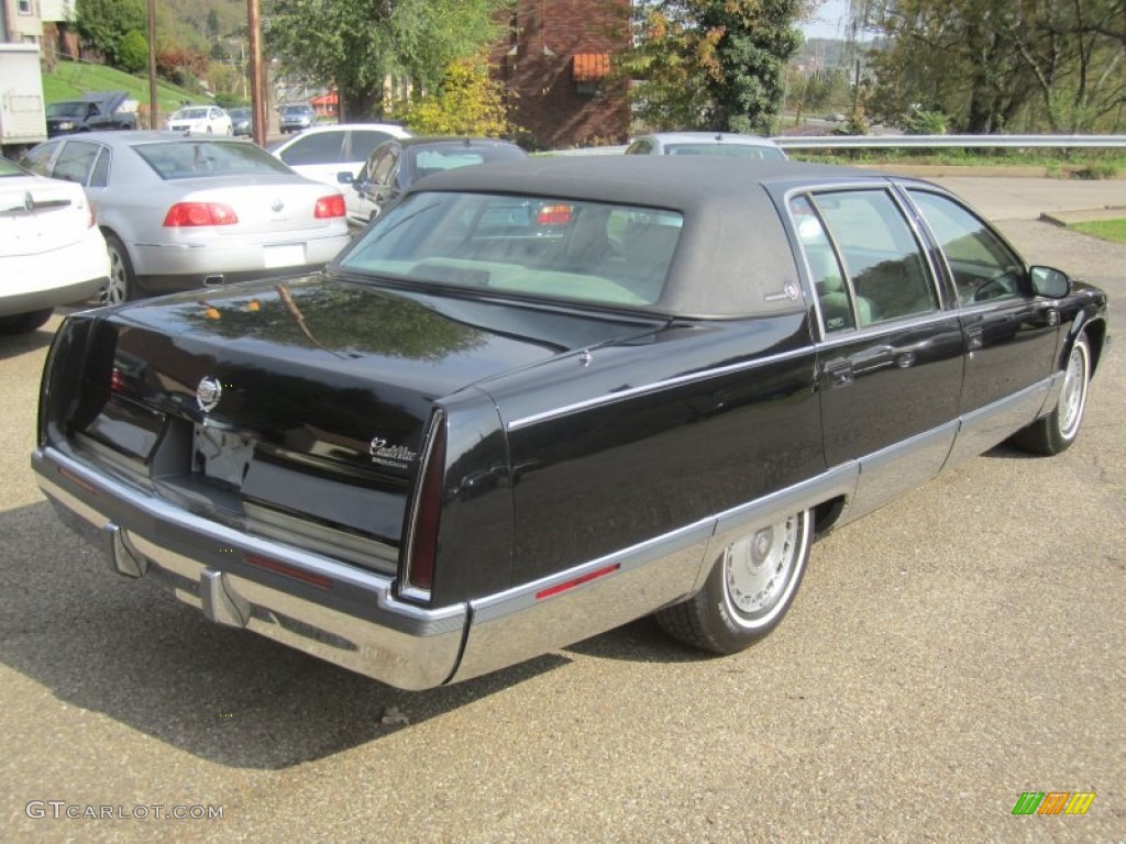 Black 1996 Cadillac Fleetwood Standard Fleetwood Model Exterior Photo #55668895
