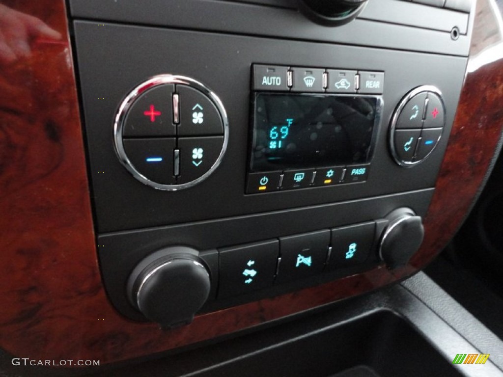 2012 Chevrolet Tahoe LT 4x4 Controls Photo #55668935