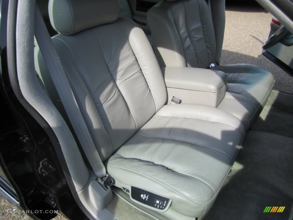 Gray Interior 1996 Cadillac Fleetwood Standard Fleetwood Model Photo #55668997