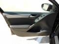 Black - Golf 4 Door TDI Photo No. 10