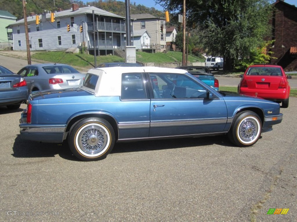 1990 Eldorado Biarritz Coupe - Sapphire Blue Metallic / Dark Blue photo #3
