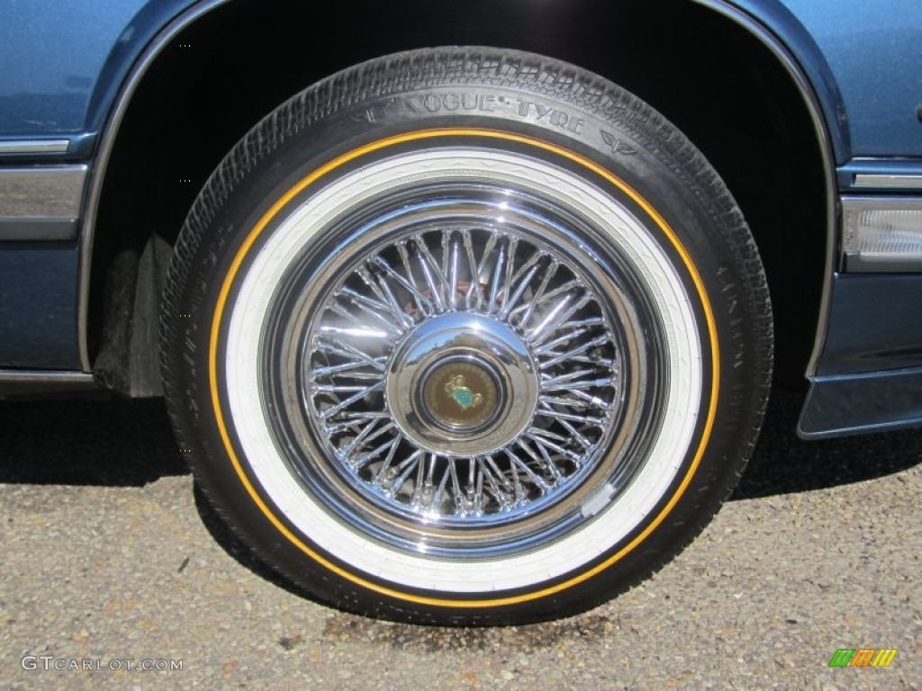 1990 Eldorado Biarritz Coupe - Sapphire Blue Metallic / Dark Blue photo #25