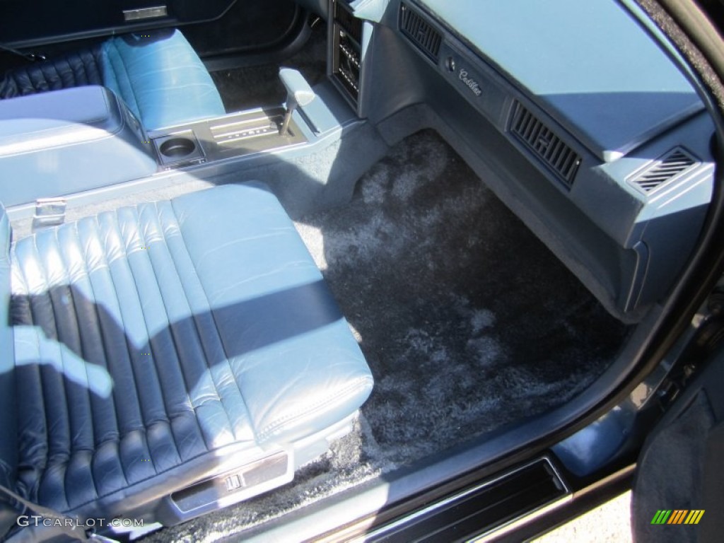 1990 Eldorado Biarritz Coupe - Sapphire Blue Metallic / Dark Blue photo #38
