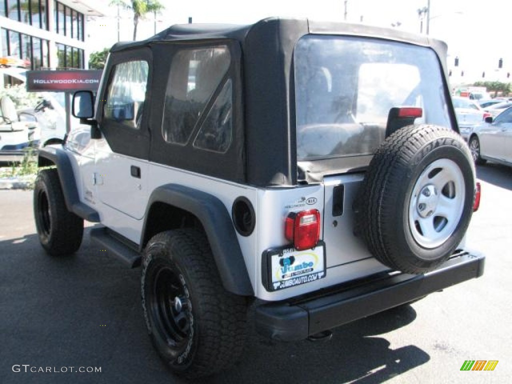 2004 Wrangler Sport 4x4 - Bright Silver Metallic / Dark Slate Gray photo #7