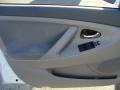 Super White - Camry LE Photo No. 6