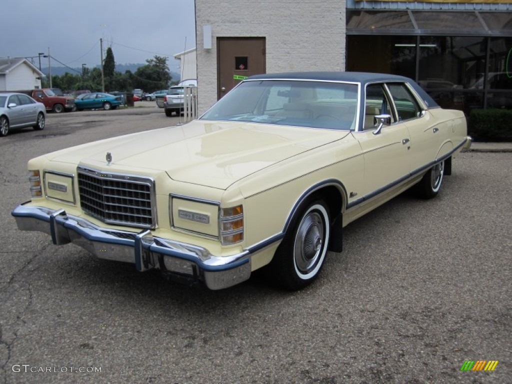 Cream 1977 Ford LTD Landau 4 Door Pillared Hardtop Exterior Photo #55672372