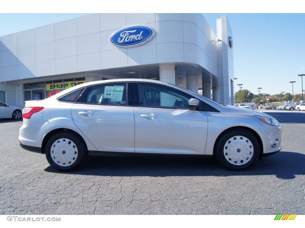 2012 Focus SE SFE Sedan - Ingot Silver Metallic / Charcoal Black photo #2