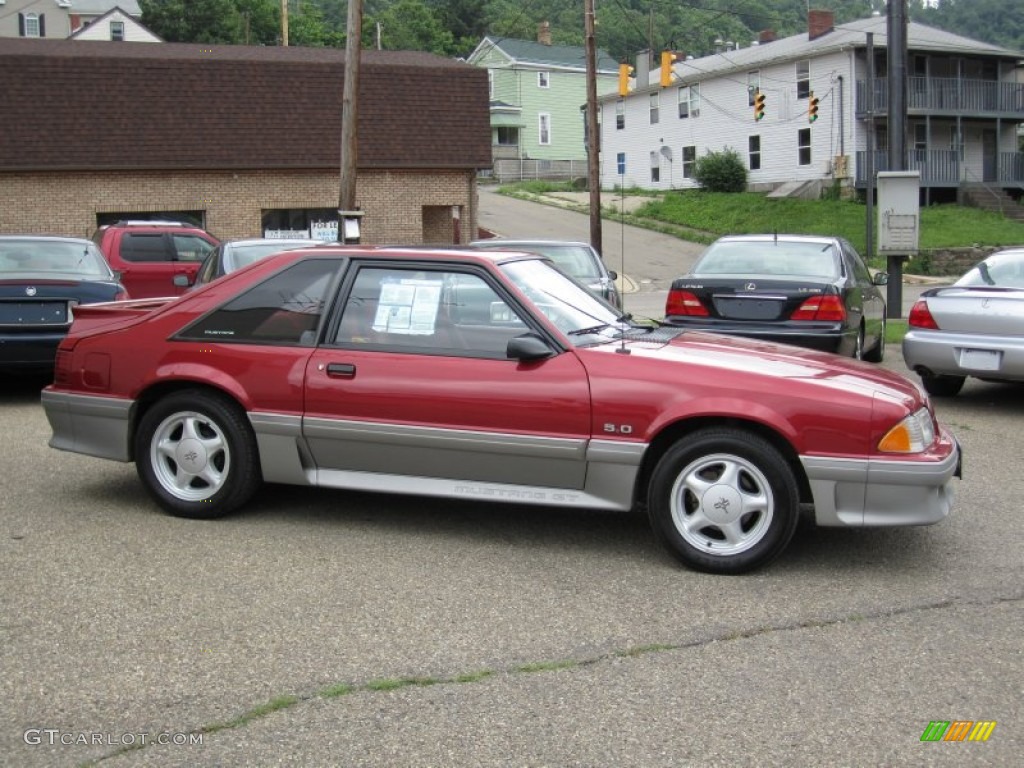 1992 Mustang GT Hatchback - Wild Strawberry Metallic / Scarlet Red photo #10