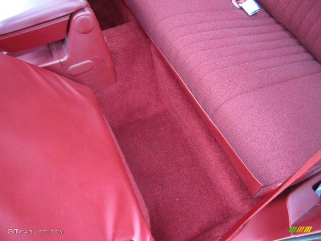 1992 Mustang GT Hatchback - Wild Strawberry Metallic / Scarlet Red photo #15