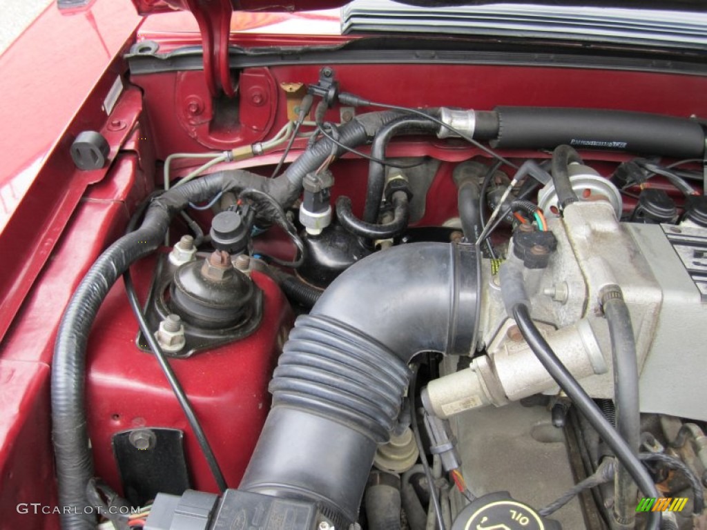 1992 Ford Mustang GT Hatchback Engine Photos