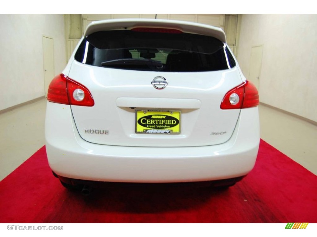 2010 Rogue S 360 Value Package - Phantom White / Gray photo #5