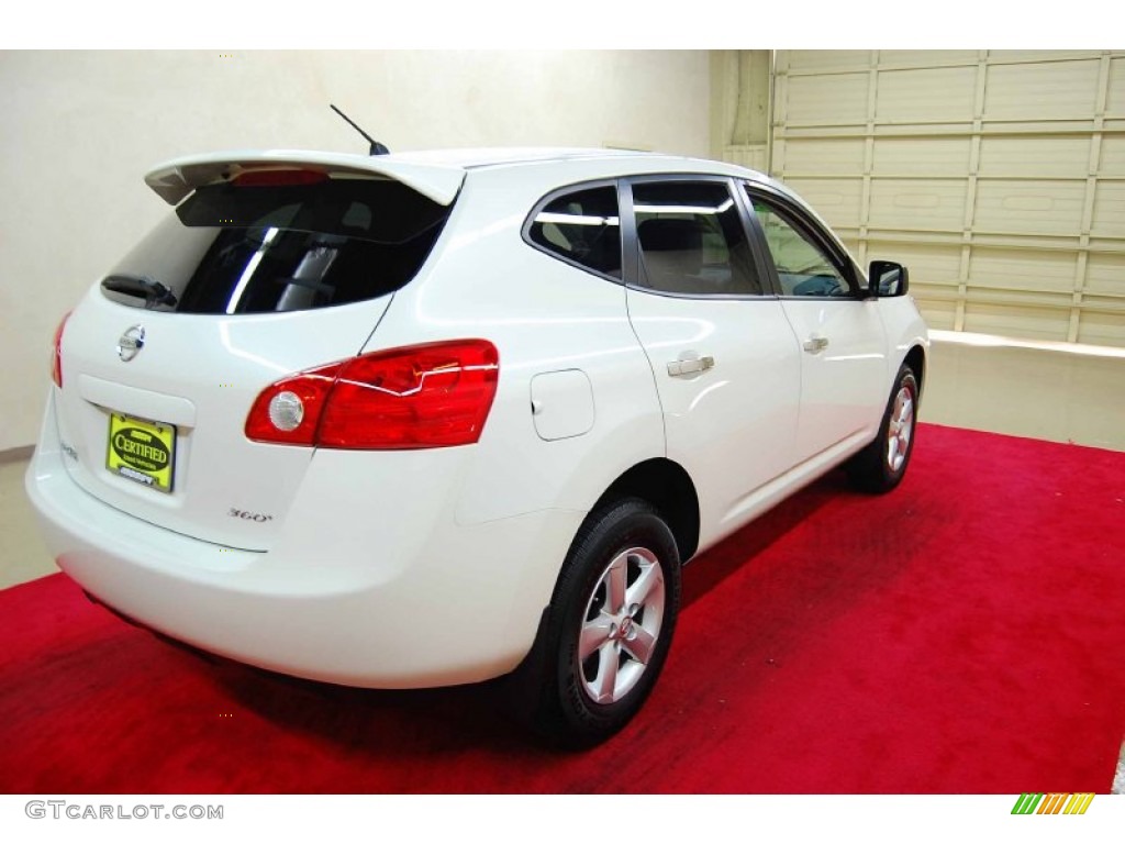 2010 Rogue S 360 Value Package - Phantom White / Gray photo #6
