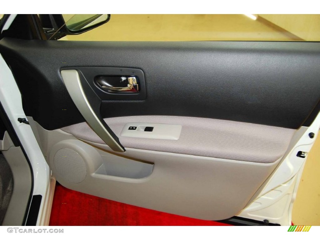 2010 Rogue S 360 Value Package - Phantom White / Gray photo #19
