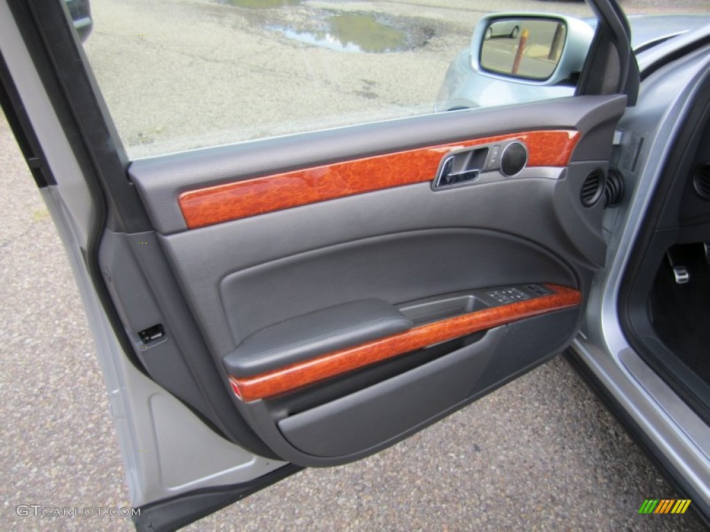 2004 Volkswagen Phaeton V8 4Motion Sedan Anthracite Door Panel Photo #55675252