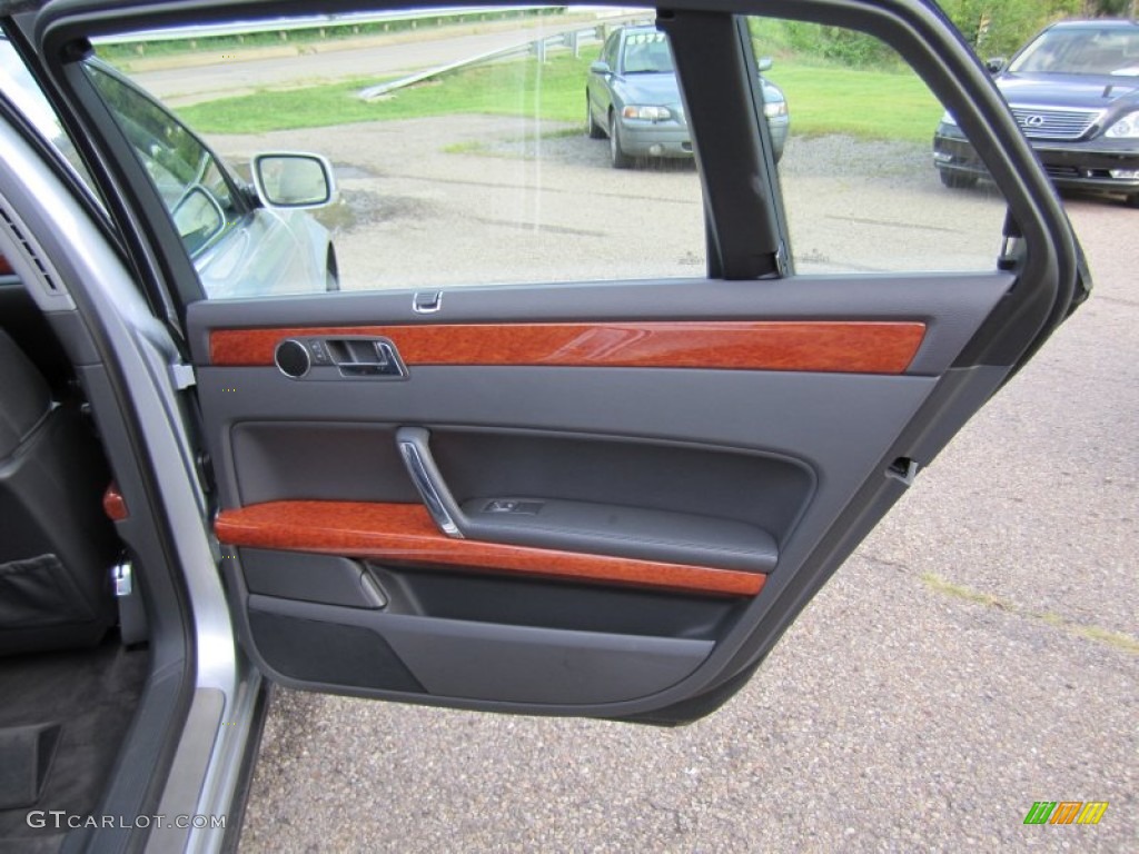 2004 Volkswagen Phaeton V8 4Motion Sedan Anthracite Door Panel Photo #55675297