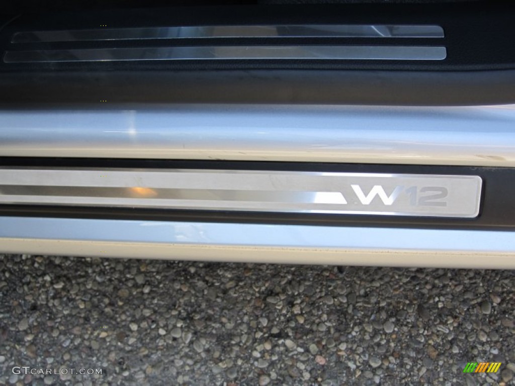 2006 Audi A8 L W12 quattro Marks and Logos Photos