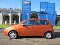 2005 Spicy Orange Metallic Chevrolet Aveo LT Hatchback  photo #2