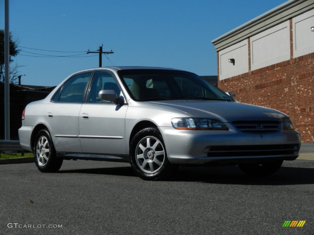 2002 Accord SE Sedan - Satin Silver Metallic / Quartz Gray photo #1