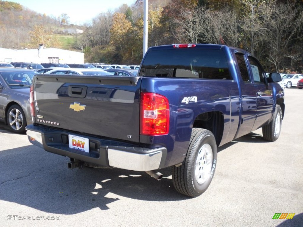 2009 Silverado 1500 LT Extended Cab 4x4 - Imperial Blue Metallic / Ebony photo #6