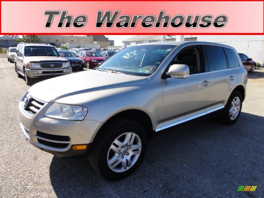 2004 Touareg V8 - Wheat Beige Metallic / Anthracite photo #1