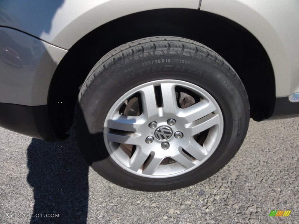 2004 Volkswagen Touareg V8 Wheel Photo #55692172