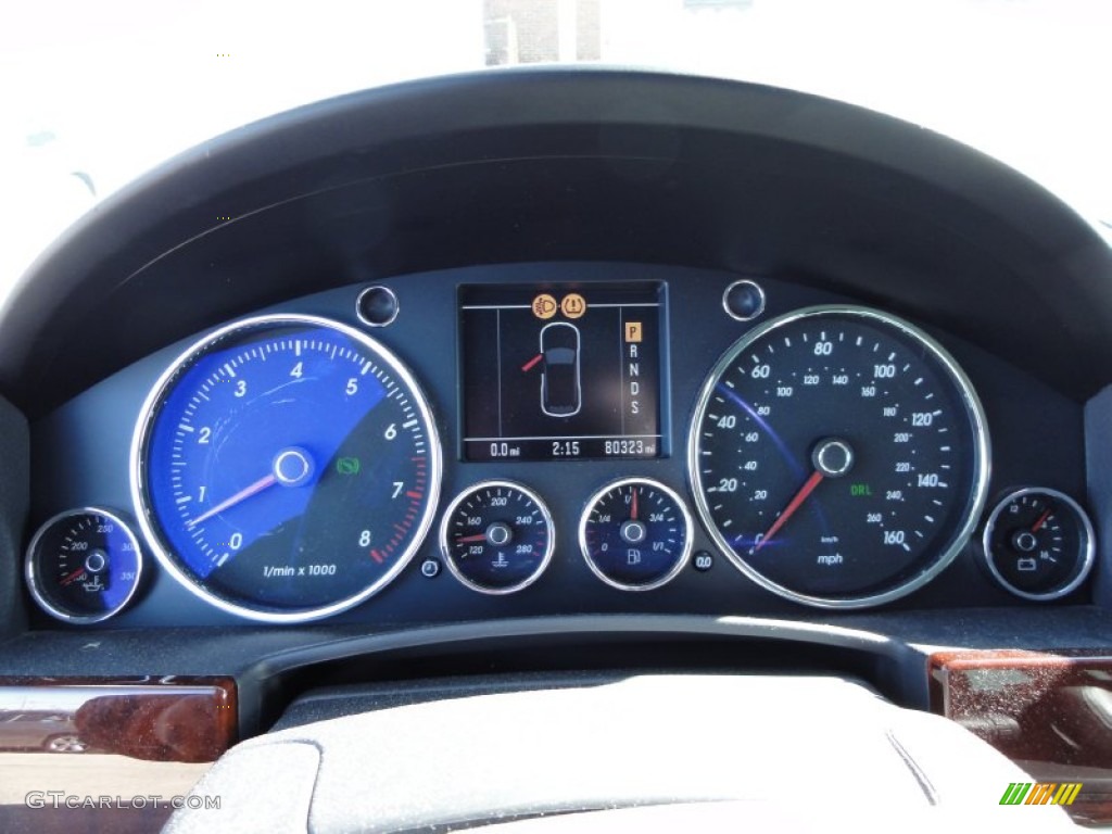 2004 Volkswagen Touareg V8 Gauges Photo #55692265