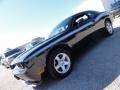 Brilliant Black Crystal Pearl - Challenger SE Photo No. 2