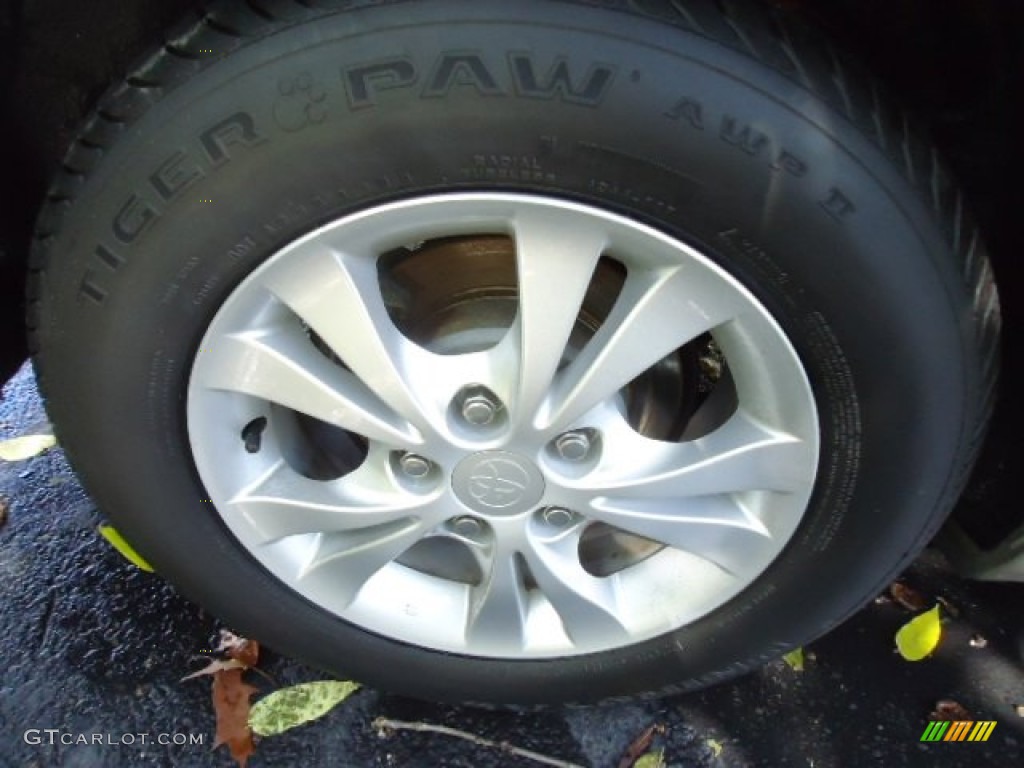 2004 Toyota Camry LE V6 Wheel Photo #55692409