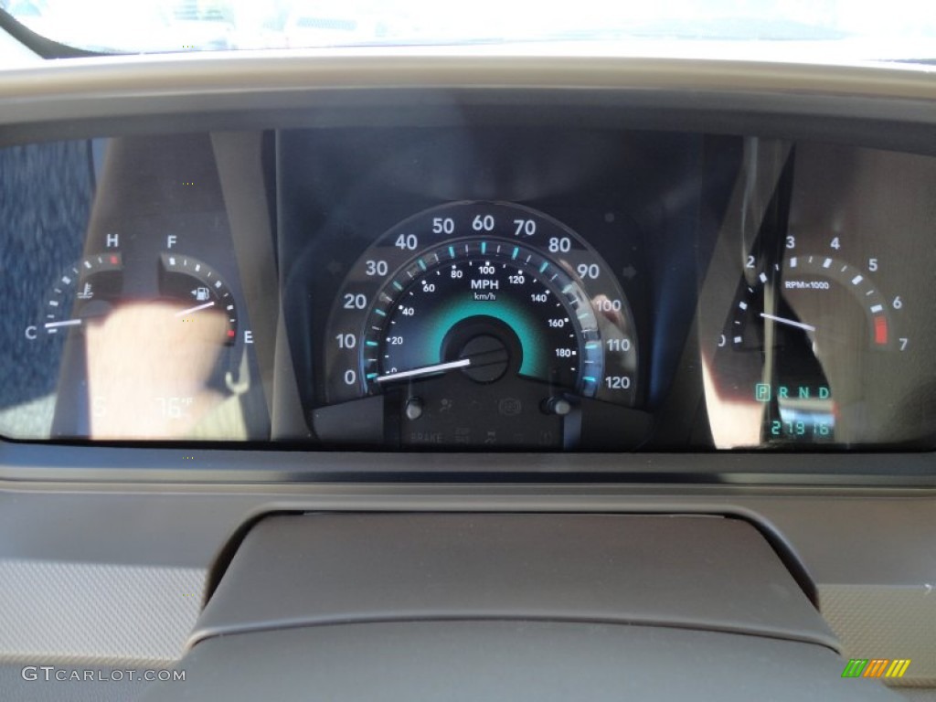 2009 Dodge Journey SXT Gauges Photo #55693621