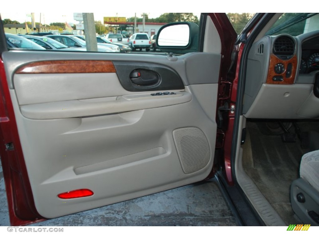 2004 Isuzu Ascender S Pewter Door Panel Photo #55695205