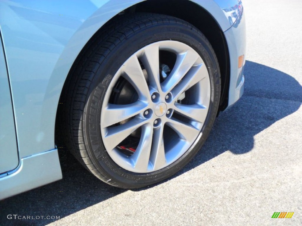 2012 Chevrolet Cruze LTZ/RS Wheel Photo #55695592