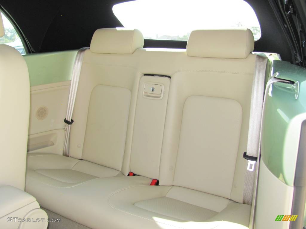 Cream Interior 2009 Volkswagen New Beetle 2.5 Convertible Photo #55695622